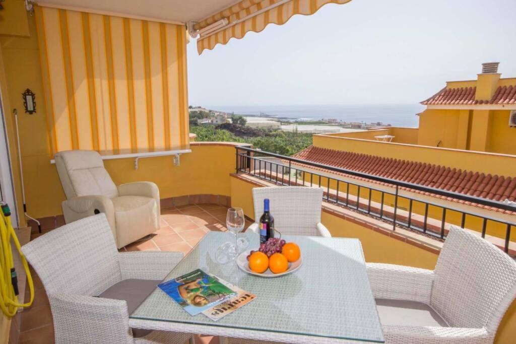 Casa Tres Vistas Luxury Apartment With Stunning Views To The Ocean Puerto de Santiago  Exterior photo
