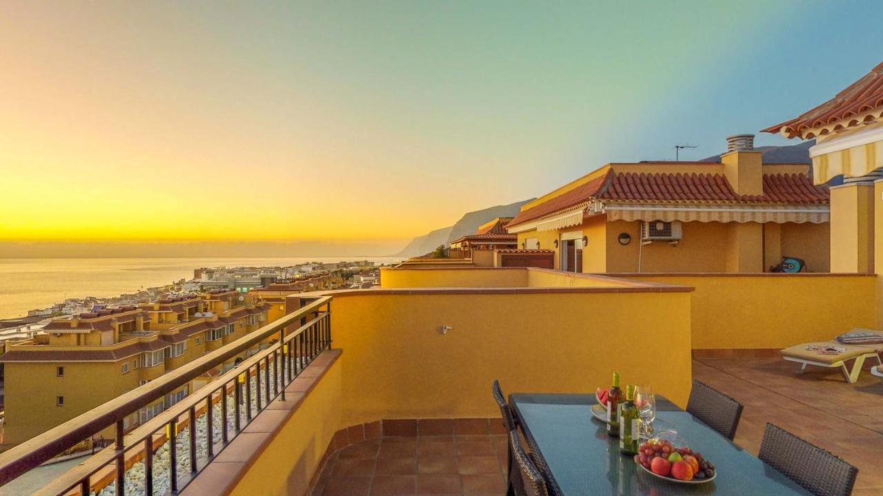 Casa Tres Vistas Luxury Apartment With Stunning Views To The Ocean Puerto de Santiago  Exterior photo